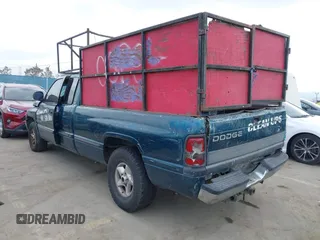 1999 Dodge 1500 with VIN 1B7HC13Y6XJ539082, listed as a IAAI auction lot 42094946 with 300,691 mi miles and . Bid and sale history available at DreamBid. Image 3.