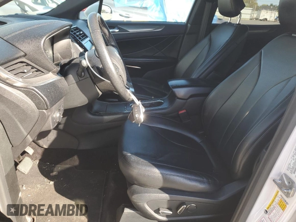 2017 Lincoln MKC Premiere with VIN 5LMCJ1D93HUL54665, listed as a Copart auction lot 53389735 with 117,852 mi miles and Clean Title. Bid and sale history available at carsss.com. Image 7.