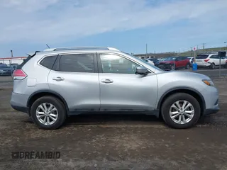 2015 Nissan Rogue SL with VIN 5N1AT2MV7FC764959, listed as a IAAI auction lot 41997813 with 37,129 mi miles and . Bid and sale history available at carsss.com. Image 13.