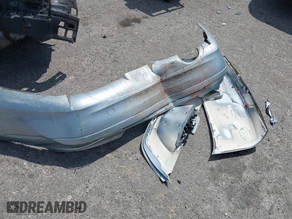 2008 Mercedes-Benz CLK 350 с VIN WDBTK56F28T088641, выставлен на аукционе IAAI как лот 41797102 с пробегом 136 971 миль миль и . История ставок и продаж доступна на DreamBid. Изображение 12.