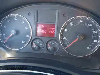 2008 Volkswagen Jetta SE z VIN 3VWRZ71K18M166457, wystawiony jako IAAI lot #41392289 z przebiegiem 244 330 mil mil oraz . Historia ofert i sprzedaży dostępna na DreamBid. Obrazek 7.