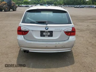 2006 BMW 3 Series 325xi z VIN WBAVT13536KW23228, wystawiony jako Copart lot #58734625 z przebiegiem 163 661 mil mil oraz Szkoda całkowita • Salvage title. Historia ofert i sprzedaży dostępna na DreamBid. Obrazek 6.