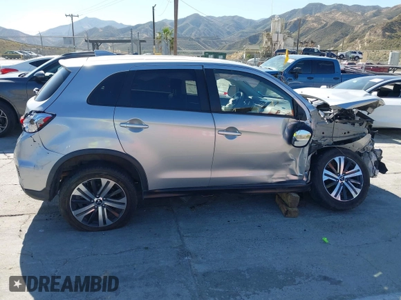 2020 Mitsubishi Outlander ES with VIN JA4AP3AU6LU010350, listed as a IAAI auction lot 42380682 with 95,259 mi miles and . Bid and sale history available at DreamBid. Image 13.