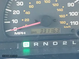 2002 Toyota 4Runner Limited with VIN JT3GN87R829000916, listed as a IAAI auction lot 40653917 with 331,163 mi miles. Bid and sale history available at carsss.com. Image 15.