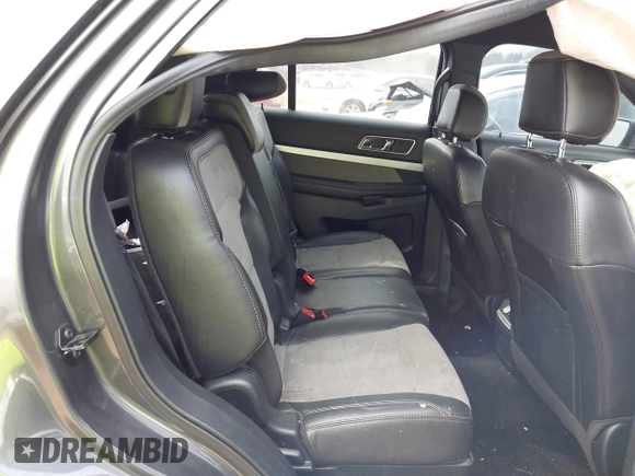 2017 Ford Explorer XLT with VIN 1FM5K7D81HGD48249, listed as a IAAI auction lot 41844312 with 122,507 mi miles and . Bid and sale history available at carsss.com. Image 8.