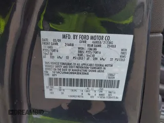2009 Ford Escape Limited with VIN 1FMCU94G99KB93565, listed as a IAAI auction lot 42496658 with 138,070 mi miles and . Bid and sale history available at DreamBid. Image 9.