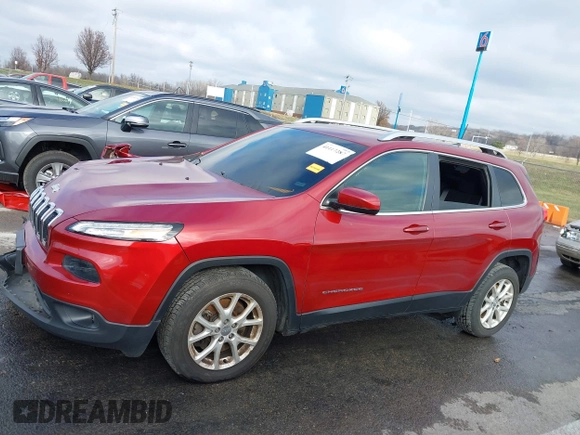 2016 Jeep Cherokee Latitude with VIN 1C4PJLCS1GW239526, listed as a IAAI auction lot 41117287 with 121,928 mi miles. Bid and sale history available at carsss.com. Image 15.