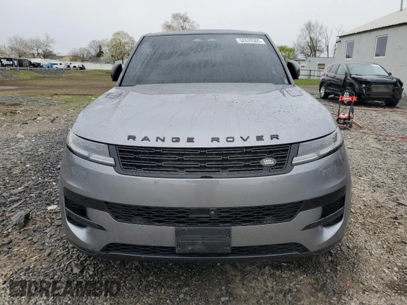 2024 Land Rover Range Rover Sport SE with VIN SAL1P9EUXRA410384, listed as a Copart auction lot 52620305 with 0 mi miles and Salvage Title. Bid and sale history available at carsss.com. Image 5.