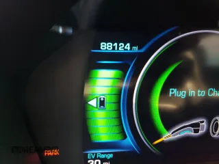 2018 Chevrolet Volt Premier with VIN 1G1RD6S59JU107008, listed as a Copart auction lot 39558823 with 88,124 mi miles. Bid and sale history available at carsss.com. Image 9.