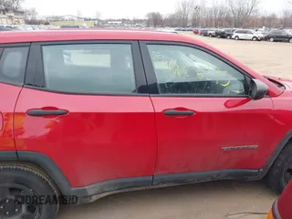 2019 Jeep Compass Sport z VIN 3C4NJCABXKT802534, wystawiony jako IAAI lot #41128295 z przebiegiem 66 719 mil mil oraz . Historia ofert i sprzedaży dostępna na DreamBid. Obrazek 13.