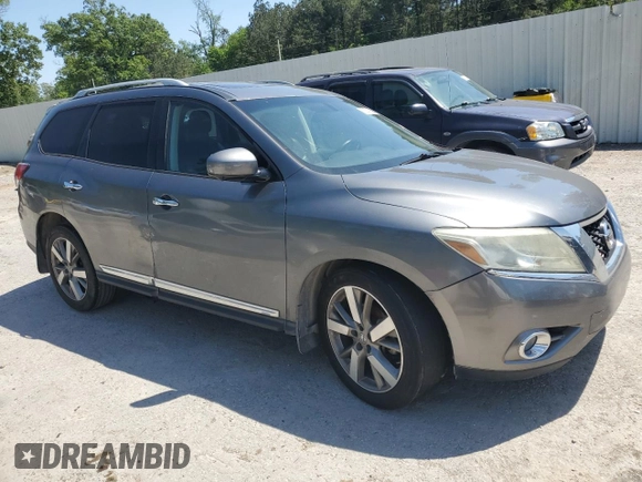 2016 Nissan Pathfinder S with VIN 5N1AR2MN4GC615599, listed as a Copart auction lot 52040665 with 140,013 mi miles and Salvage Title. Bid and sale history available at carsss.com. Image 4.