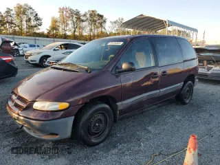 1999 Dodge Caravan SE with VIN 2B4GP45G1XR452379, listed as a Copart auction lot 75135564 with 203,927 mi miles and Salvage Title. Bid and sale history available at carsss.com. Image 1.