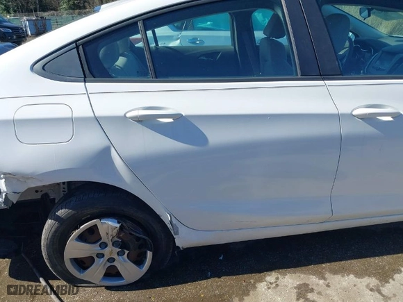 2017 Chevrolet Cruze LS with VIN 1G1BC5SM6H7256846, listed as a IAAI auction lot 41854179 with NaN miles. Bid and sale history available at carsss.com. Image 17.