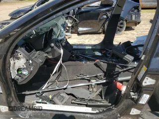 2014 Chevrolet SS z VIN 6G3F15RW8EL967508, wystawiony jako Copart lot #49086105 z przebiegiem Nie podano mil oraz Nie do naprawy • Non repairable. Historia ofert i sprzedaży dostępna na DreamBid. Obrazek 7.