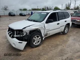 2006 GMC Envoy SLE z VIN 1GKDT13S562124794, wystawiony jako Copart lot #51649085 z przebiegiem 152 844 mil mil oraz Szkody całkowita. Historia ofert i sprzedaży dostępna na DreamBid. Obrazek 1.