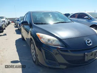 2011 Mazda Mazda3 i Sport with VIN JM1BL1UF1B1455344, listed as a IAAI auction lot 41981332 with 91,562 mi miles. Bid and sale history available at carsss.com. Image 1.