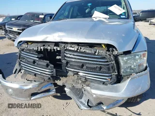 2015 Ram 1500 Lone Star z VIN 1C6RR6LT0FS500850, wystawiony jako IAAI lot #41273883 z przebiegiem 120 178 mil mil oraz . Historia ofert i sprzedaży dostępna na DreamBid. Obrazek 6.