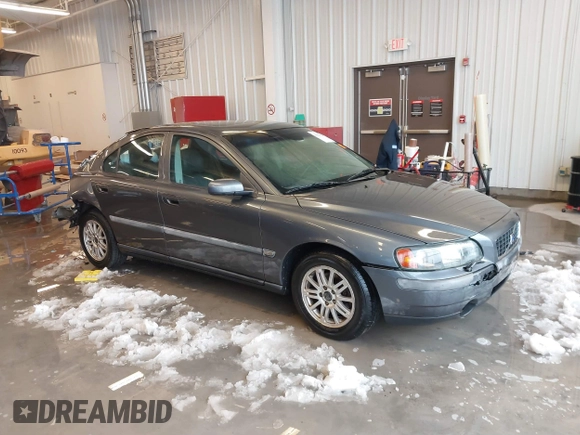 2004 Volvo S60 с VIN YV1RS61T842344192, выставлен на аукционе IAAI как лот 41278520 с пробегом Не указан миль и . История ставок и продаж доступна на DreamBid. Изображение 1.