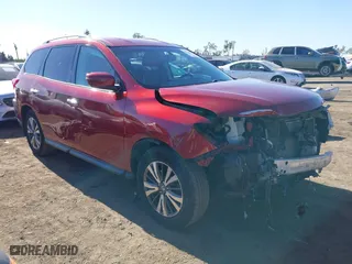 2017 Nissan Pathfinder SV with VIN 5N1DR2MNXHC913489, listed as a IAAI auction lot 41348069 with 86,353 mi miles. Bid and sale history available at carsss.com. Image 1.