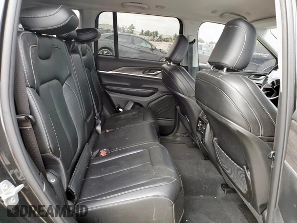 2023 Jeep Grand Cherokee Limited z VIN 1C4RJGBG4P8856288, wystawiony jako Copart lot #62908265 z przebiegiem 23 899 mil mil oraz Szkoda całkowita • Salvage title. Historia ofert i sprzedaży dostępna na DreamBid. Obrazek 10.