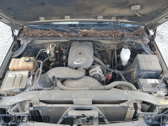2001 Chevrolet Silverado 1500HD LS with VIN 1GCGK13U01F204728, listed as a Copart auction lot 47835545 with Not Provided miles and Clean Title. Bid and sale history available at DreamBid. Image 11.
