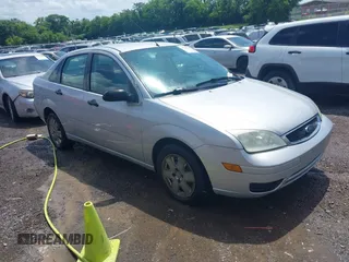 2007 Ford Focus S with VIN 1FAHP34N97W258178, listed as a IAAI auction lot 42521167 with 170,105 mi miles and . Bid and sale history available at DreamBid. Image 1.