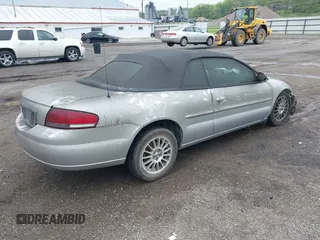 2004 Chrysler Sebring LXi z VIN 1C3EL55R24N224630, wystawiony jako IAAI lot #42161281 z przebiegiem Nie podano mil oraz . Historia ofert i sprzedaży dostępna na DreamBid. Obrazek 4.