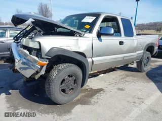 1999 Chevrolet Silverado 1500 LT with VIN 2GCEK19T5X1181582, listed as a IAAI auction lot 41478706 with 175,534 mi miles. Bid and sale history available at carsss.com. Image 21.