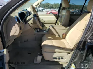 2008 Ford Explorer XLT with VIN 1FMEU638X8UA35093, listed as a Copart auction lot 82516934 with 151,461 mi miles and Salvage title. Bid and sale history available at DreamBid. Image 7.