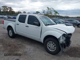 2015 Nissan Frontier SV z VIN 1N6AD0ER1FN705821, wystawiony jako IAAI lot #41343990 z przebiegiem 57 524 mil mil oraz . Historia ofert i sprzedaży dostępna na DreamBid. Obrazek 1.