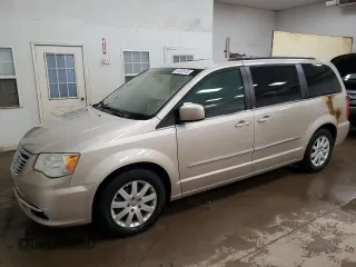 2014 Chrysler Town & Country Touring z VIN 2C4RC1BGXER221391, wystawiony jako Copart lot #56308745 z przebiegiem Nie podano mil oraz Czysty tytuł • Clean title. Historia ofert i sprzedaży dostępna na DreamBid. Obrazek 1.