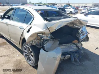 2015 Honda Accord Sedan Sport with VIN 1HGCR2F52FA215532, listed as a IAAI auction lot 40463149 with 160,393 mi miles. Bid and sale history available at carsss.com. Image 18.