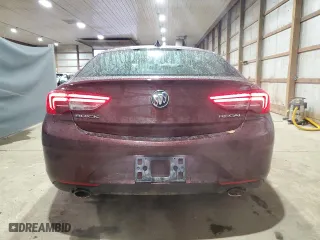 2018 Buick Regal Sportback Preferred with VIN W04GL6SX7J1142743, listed as a Copart auction lot 81678094 with 84,795 mi miles and Salvage Title. Bid and sale history available at carsss.com. Image 6.