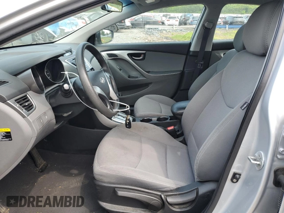 2011 Hyundai Elantra Limited z VIN 5NPDH4AE0BH027412, wystawiony jako Copart lot #58574475 z przebiegiem 141 620 mil mil oraz Szkoda całkowita • Salvage title. Historia ofert i sprzedaży dostępna na DreamBid. Obrazek 7.
