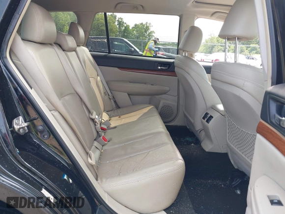 2014 Subaru Outback Limited with VIN 4S4BRDLC4E2280332, listed as a IAAI auction lot 42401656 with 208,997 mi miles and . Bid and sale history available at DreamBid. Image 8.