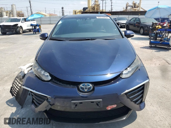 2017 Toyota Mirai с VIN JTDBVRBD9HA002320, выставлен на аукционе Copart как лот 55419855 с пробегом 87 595 миль миль и Списание • Salvage title. История ставок и продаж доступна на DreamBid. Изображение 5.