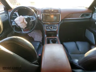 2017 Lincoln Continental Black Label with VIN 1LN6L9BC4H5628019, listed as a Copart auction lot 86786134 with 140,893 mi miles and Salvage Title. Bid and sale history available at carsss.com. Image 8.