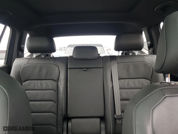 2018 Volkswagen Tiguan SEL Premium with VIN 3VV5B7AX4JM159172, listed as a Copart auction lot 48874595 with 26,215 mi miles and Salvage Title. Bid and sale history available at carsss.com. Image 10.
