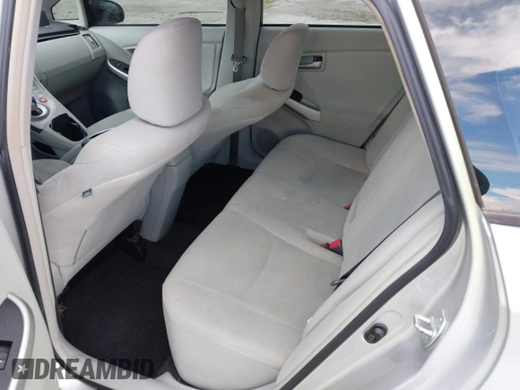 2013 Toyota Prius One z VIN JTDKN3DU6D1724266, wystawiony jako IAAI lot #41188620 z przebiegiem 271 903 mil mil oraz . Historia ofert i sprzedaży dostępna na DreamBid. Obrazek 8.