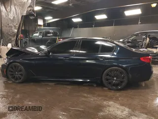 2020 BMW 5 Series 540i xDrive z VIN WBAJS3C04LCD32330, wystawiony jako IAAI lot #41412727 z przebiegiem 37 383 mil mil oraz . Historia ofert i sprzedaży dostępna na DreamBid. Obrazek 14.