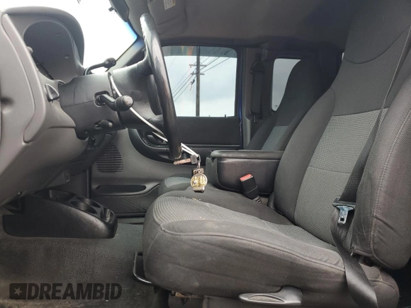 2003 Ford Ranger XL Fleet with VIN 1FTYR44V73PB03210, listed as a Copart auction lot 53499305 with 166,212 mi miles and Salvage title. Bid and sale history available at DreamBid. Image 7.