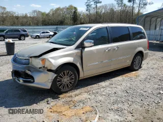 2013 Chrysler Town & Country Touring L with VIN 2C4RC1CG8DR646637, listed as a Copart auction lot 50576795 with 114,654 mi miles and Salvage Title. Bid and sale history available at DreamBid. Image 1.