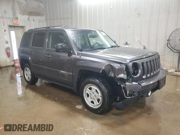2016 Jeep Patriot Sport with VIN 1C4NJRBB5GD685850, listed as a Copart auction lot 49513455 with 127,300 mi miles and Salvage Title. Bid and sale history available at carsss.com. Image 4.