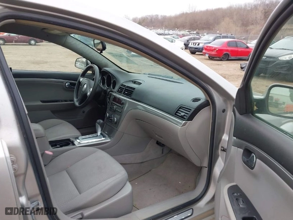 2007 Saturn Aura XE with VIN 1G8ZS57N37F253217, listed as a IAAI auction lot 41901571 with 123,527 mi miles. Bid and sale history available at carsss.com. Image 5.