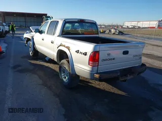2004 Dodge Dakota Sport with VIN 1D7HG38K34S561735, listed as a IAAI auction lot 41409622 with Not Provided miles and . Bid and sale history available at carsss.com. Image 3.