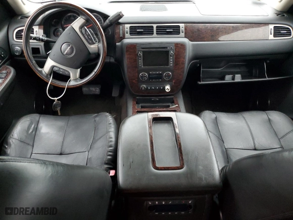2008 GMC Yukon XL Denali with VIN 1GKFK66858J235198, listed as a Copart auction lot 74523914 with 0 mi miles and Non Repairable. Bid and sale history available at carsss.com. Image 8.