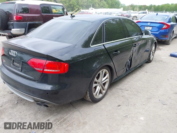 2011 Audi S4 Premium Plus z VIN WAUBGAFL7BA079009, wystawiony jako IAAI lot #42309921 z przebiegiem 117 662 mil mil oraz . Historia ofert i sprzedaży dostępna na DreamBid. Obrazek 4.