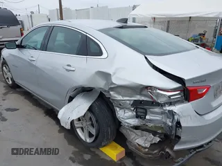 2019 Chevrolet Malibu LS z VIN 1G1ZB5ST5KF144156, wystawiony jako IAAI lot #42042821 z przebiegiem 139 159 mil mil oraz . Historia ofert i sprzedaży dostępna na DreamBid. Obrazek 6.
