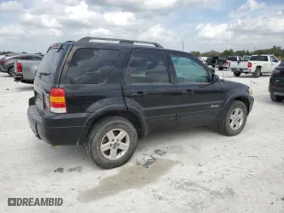2007 Ford Escape Hybrid with VIN 1FMCU59H67KA05589, listed as a Copart auction lot 47622675 with 197,186 mi miles and Salvage Title. Bid and sale history available at carsss.com. Image 3.