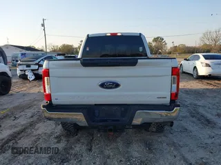 2019 Ford F-250 XL with VIN 1FT7W2B63KEE34610, listed as a IAAI auction lot 41698516 with 118,110 mi miles and . Bid and sale history available at DreamBid. Image 16.